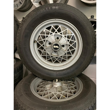 Wielset BWA 4x108 5,5Jx14" + Pirelli banden