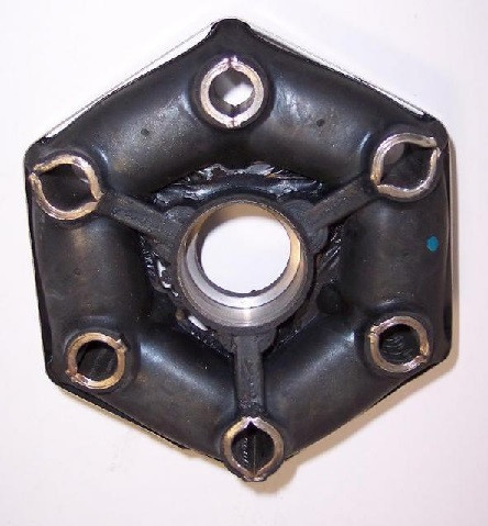 Cardanasrubber V6 voorste