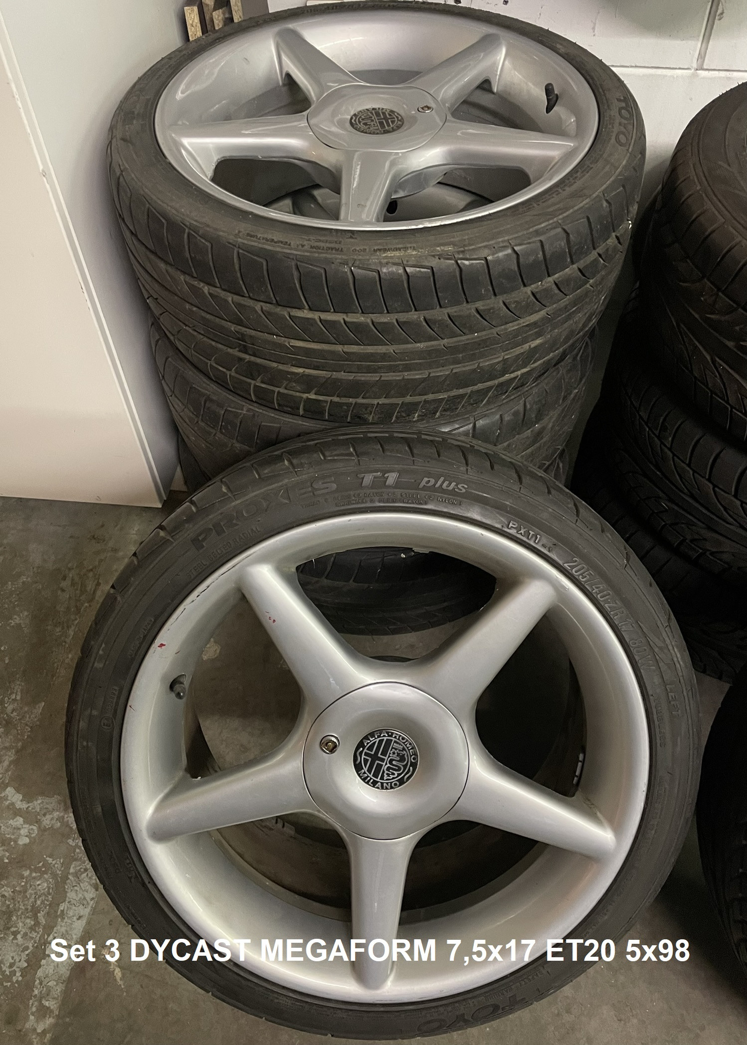DYTEC 17" Wielset Alfa 75/90/GTV6 5x98