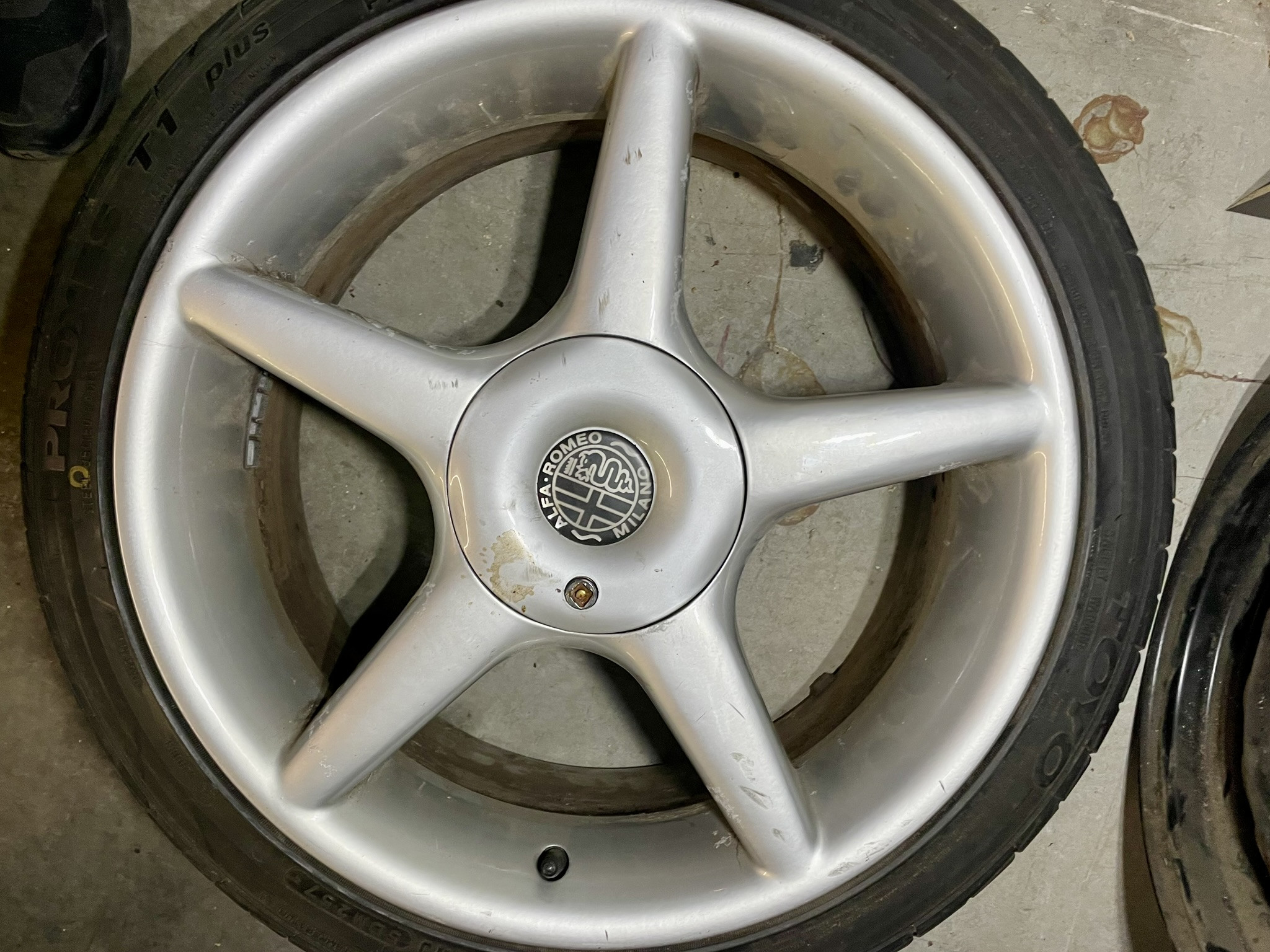 DYTEC 17" Wielset Alfa 75/90/GTV6 5x98