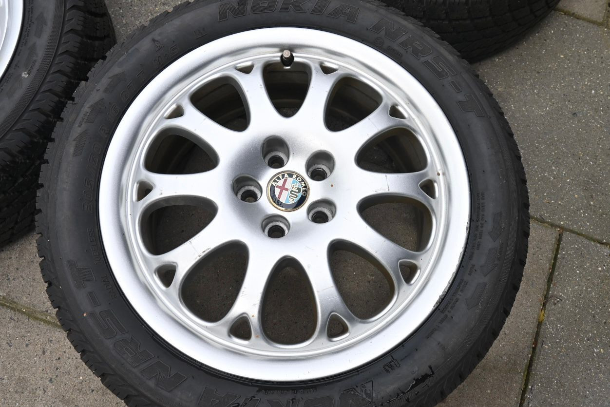 Wielset Alfa Spider 916 16"