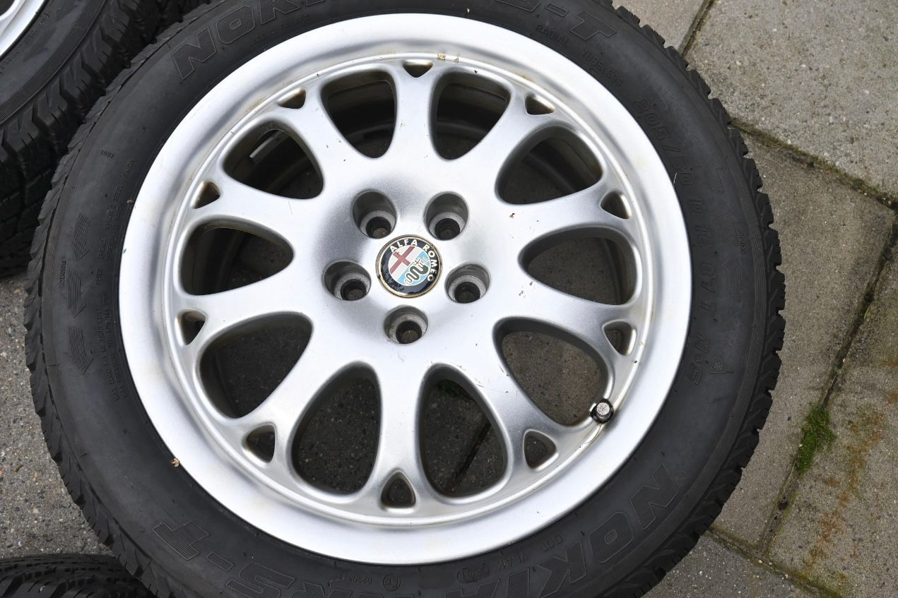 Wielset Alfa Spider 916 16"