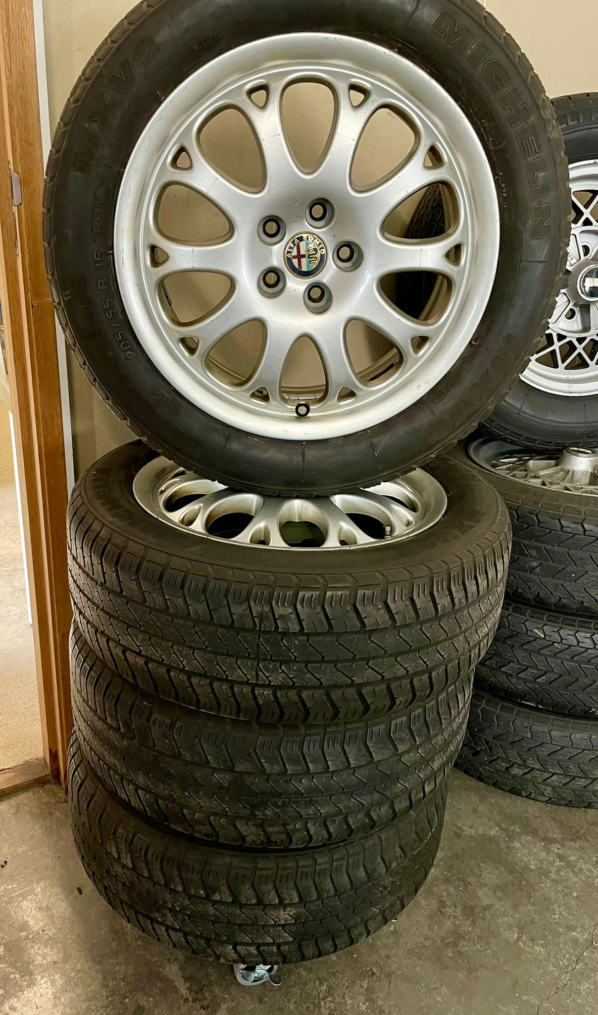 Wielset Alfa Spider 916 16"