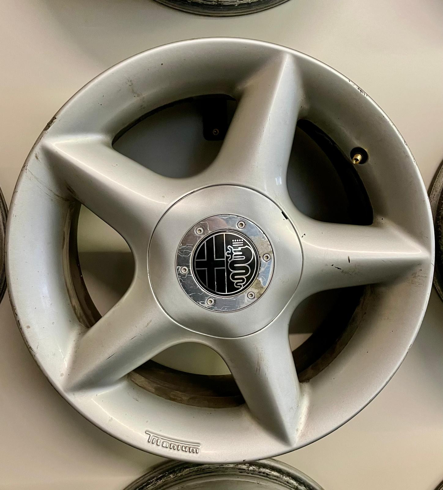 Wielset Titanium Italy 7Jx15 5x98 ET25